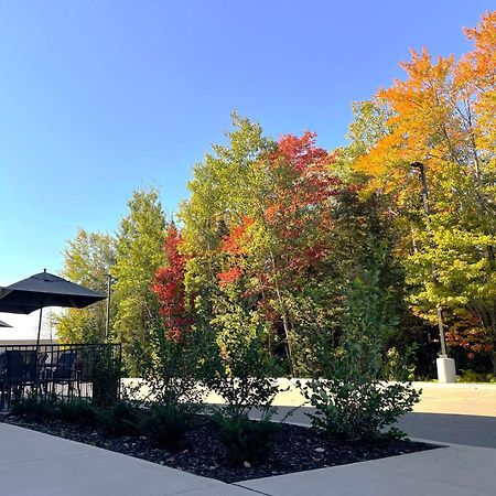 Fairfield By Marriott Inn & Suites ノースベイ エクステリア 写真