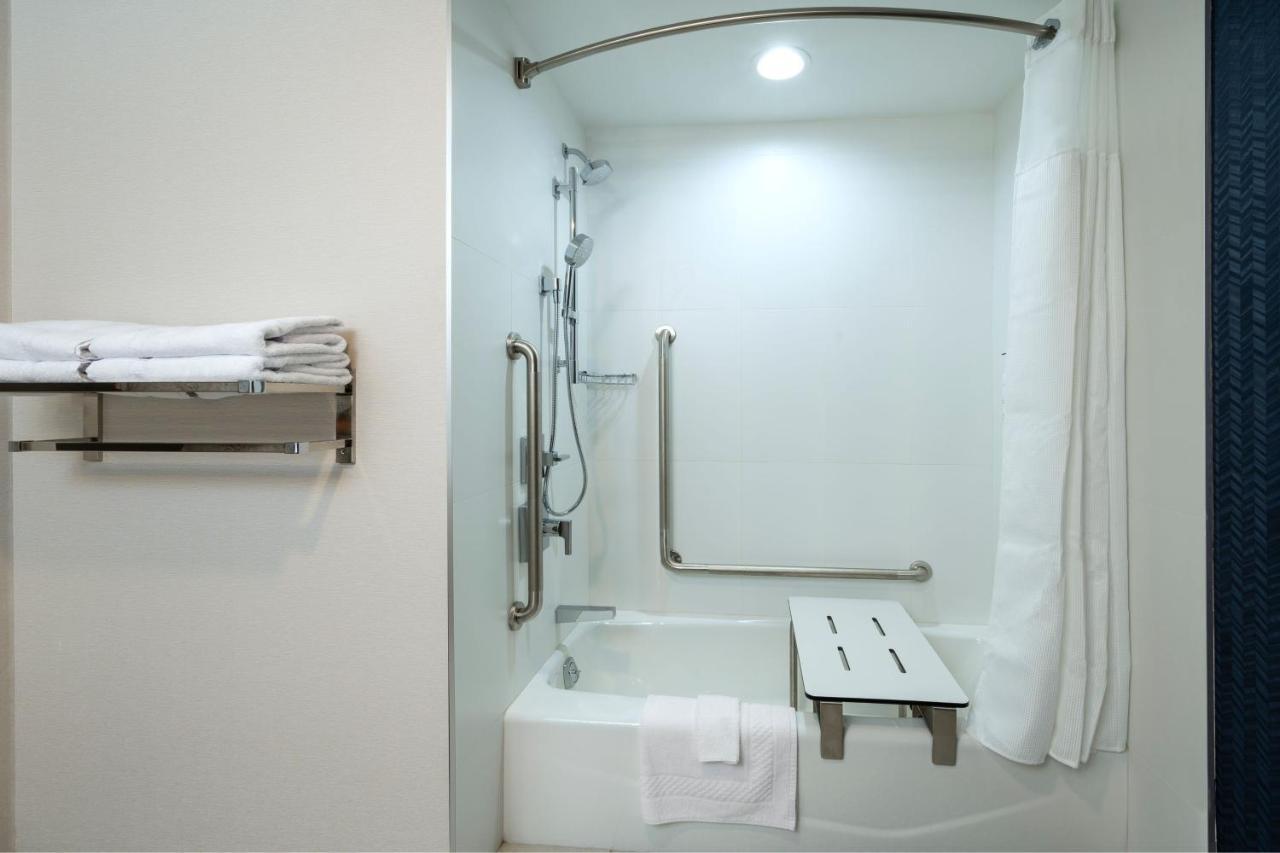 Fairfield By Marriott Inn & Suites ノースベイ エクステリア 写真